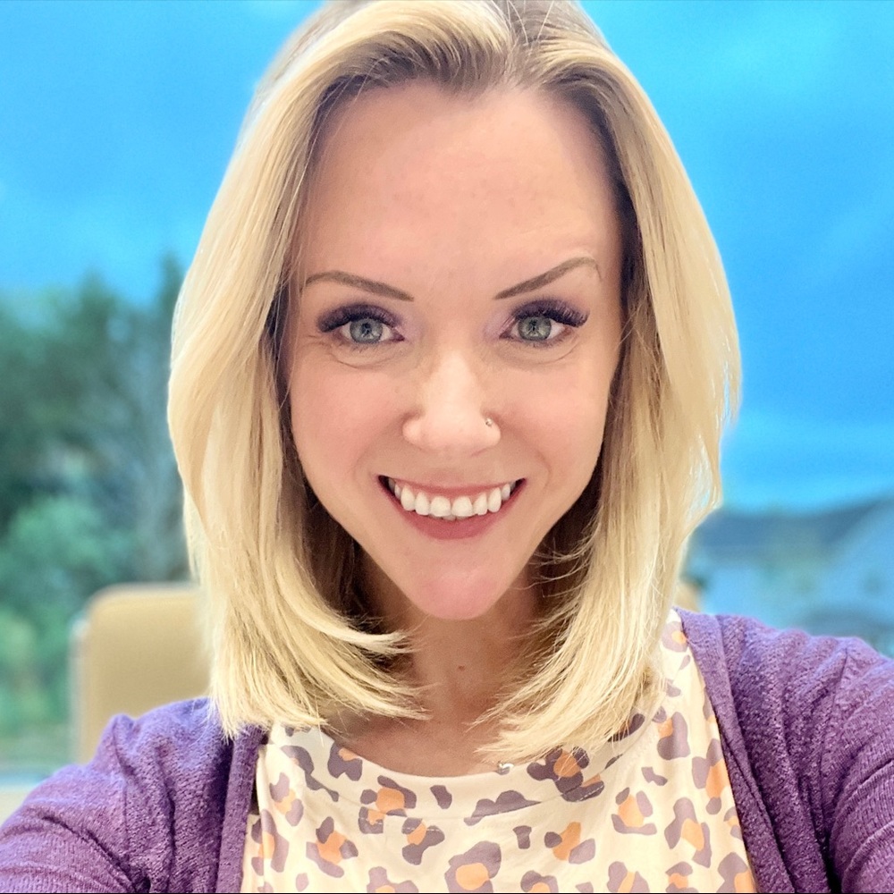 Meet your Posher, Ashley